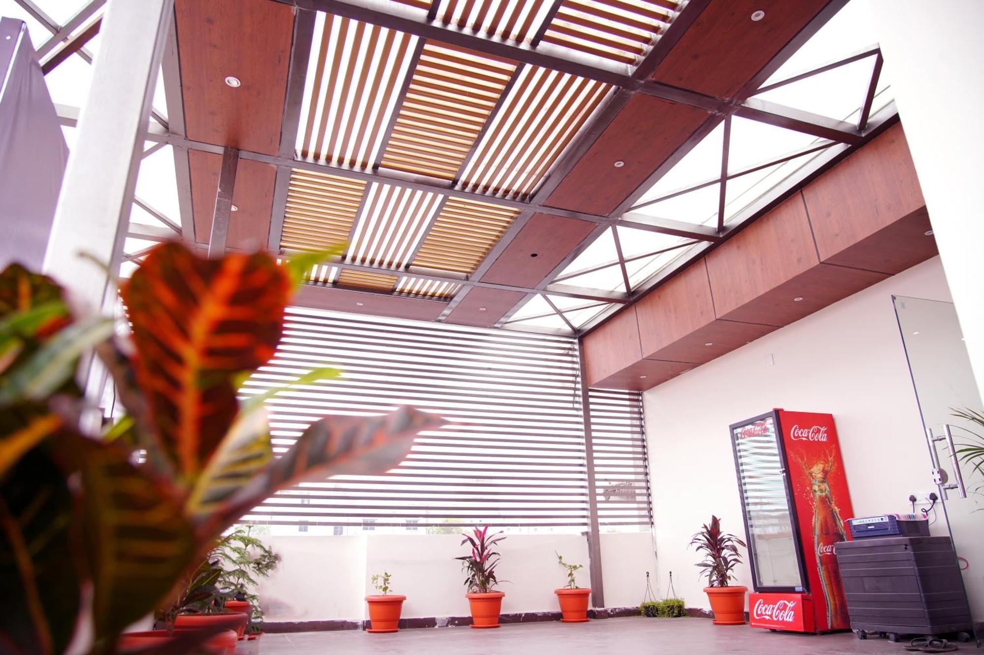 Sunshine Residency Hotel Mancheral Exterior photo